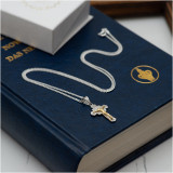 Srebrny łańcuszek PANCERKA z krzyżykiem z JEZUSEM pozłacany Komunia
